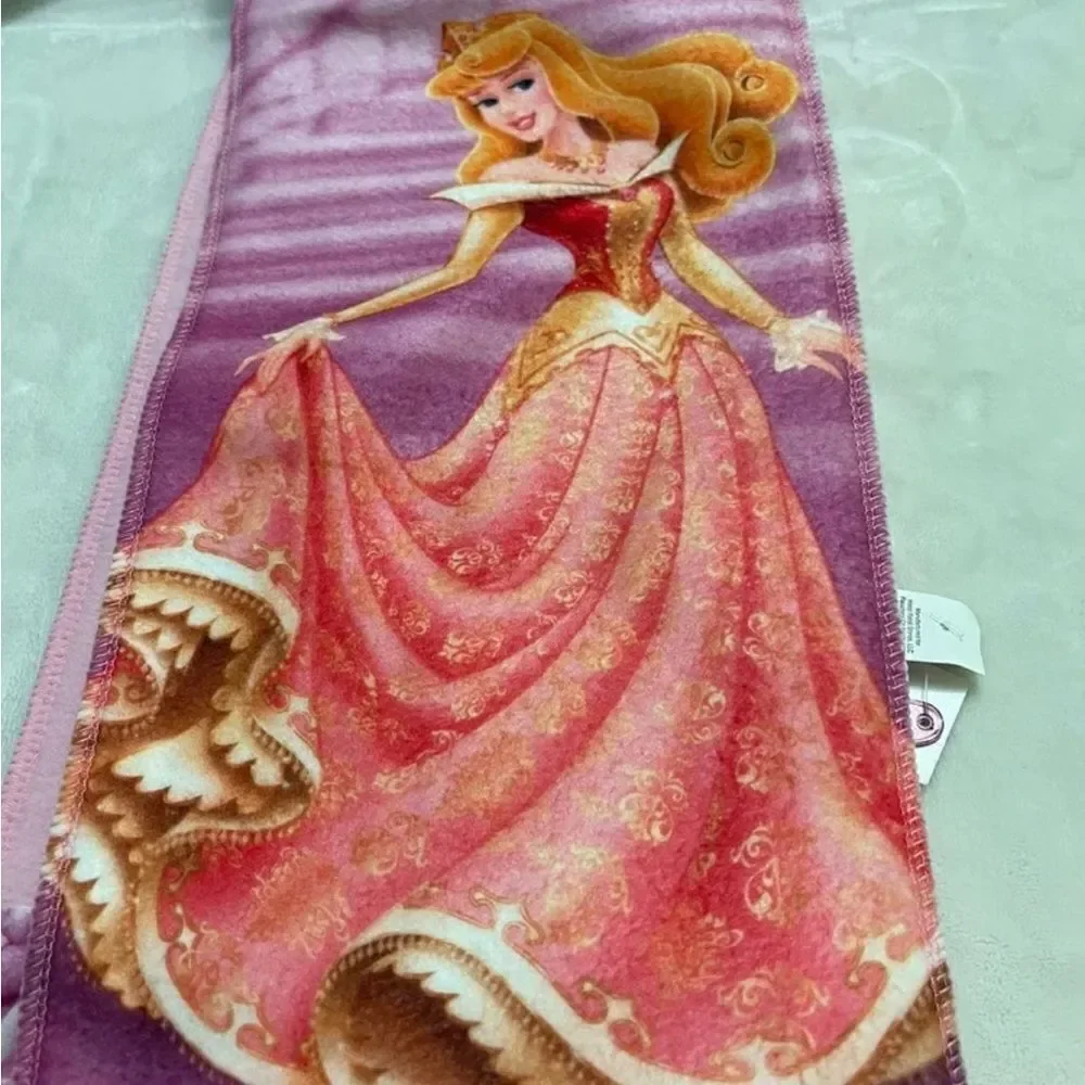 Disney Princess scarf